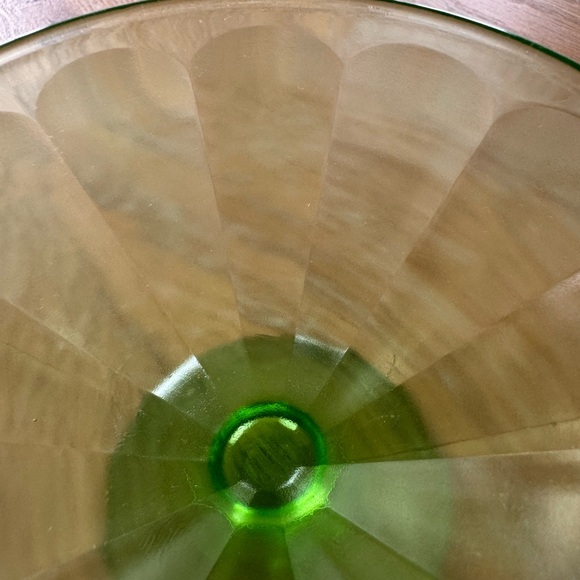 Vintage Federal Vaseline Uranium Glass Sherbet Dish - Picture 5 of 5